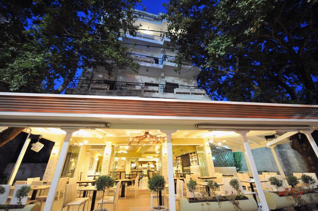 El Greco Hotel Igoemenitsa Buitenkant foto