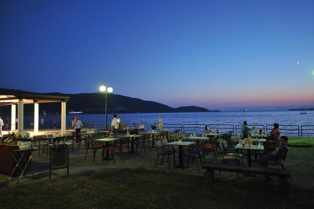 El Greco Hotel Igoemenitsa Buitenkant foto